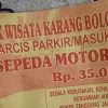Harga Parkir Motor Di Pantai Karang Bolong mencapai 40ribu