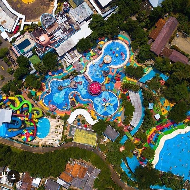 5 Waterpark di Tangerang Lengkap dengan Wahana Permainan Air